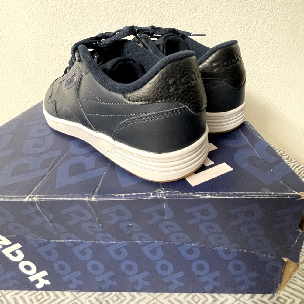 Mens Reebok Shoes - Picture 9 of 10